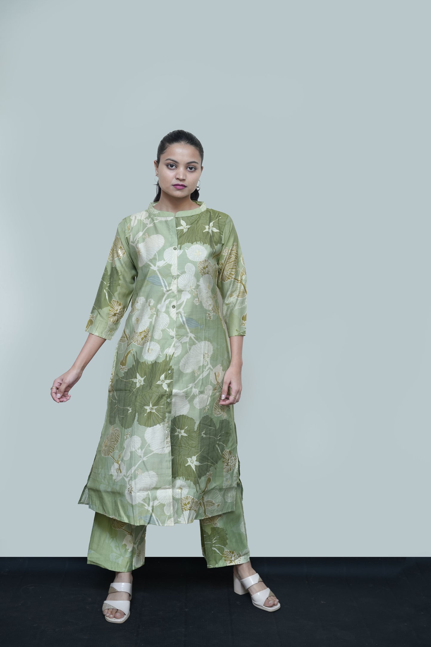 Olive Green Printed Kurti Set with Pants – Elegant Ethnic Style